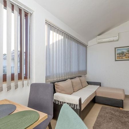Apartment Lucijan ポレッチ エクステリア 写真