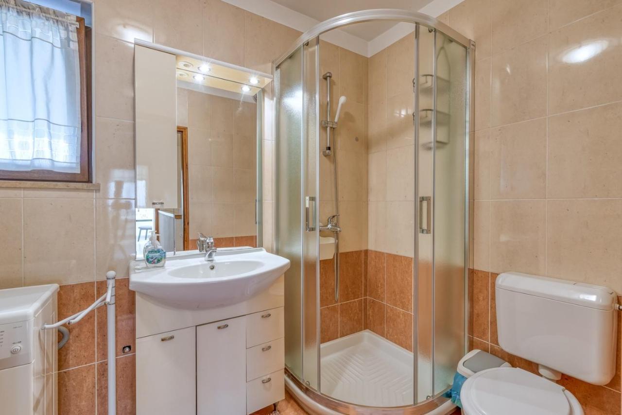 Apartment Lucijan ポレッチ エクステリア 写真