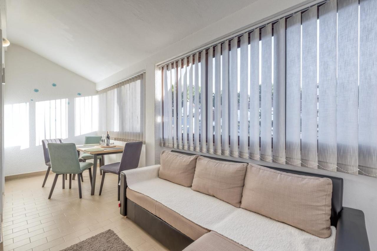 Apartment Lucijan ポレッチ エクステリア 写真
